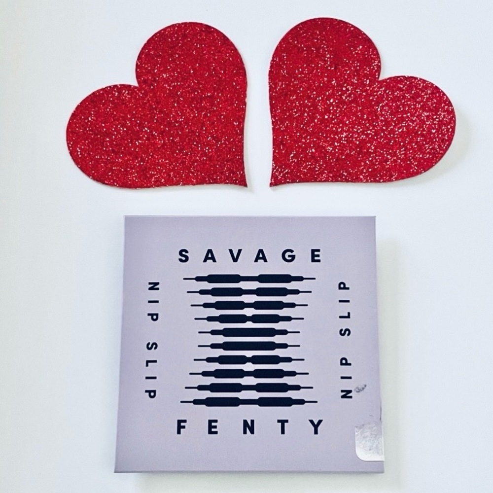 Savage X Fenty Glitter Goji Berry Red Heart Pasties